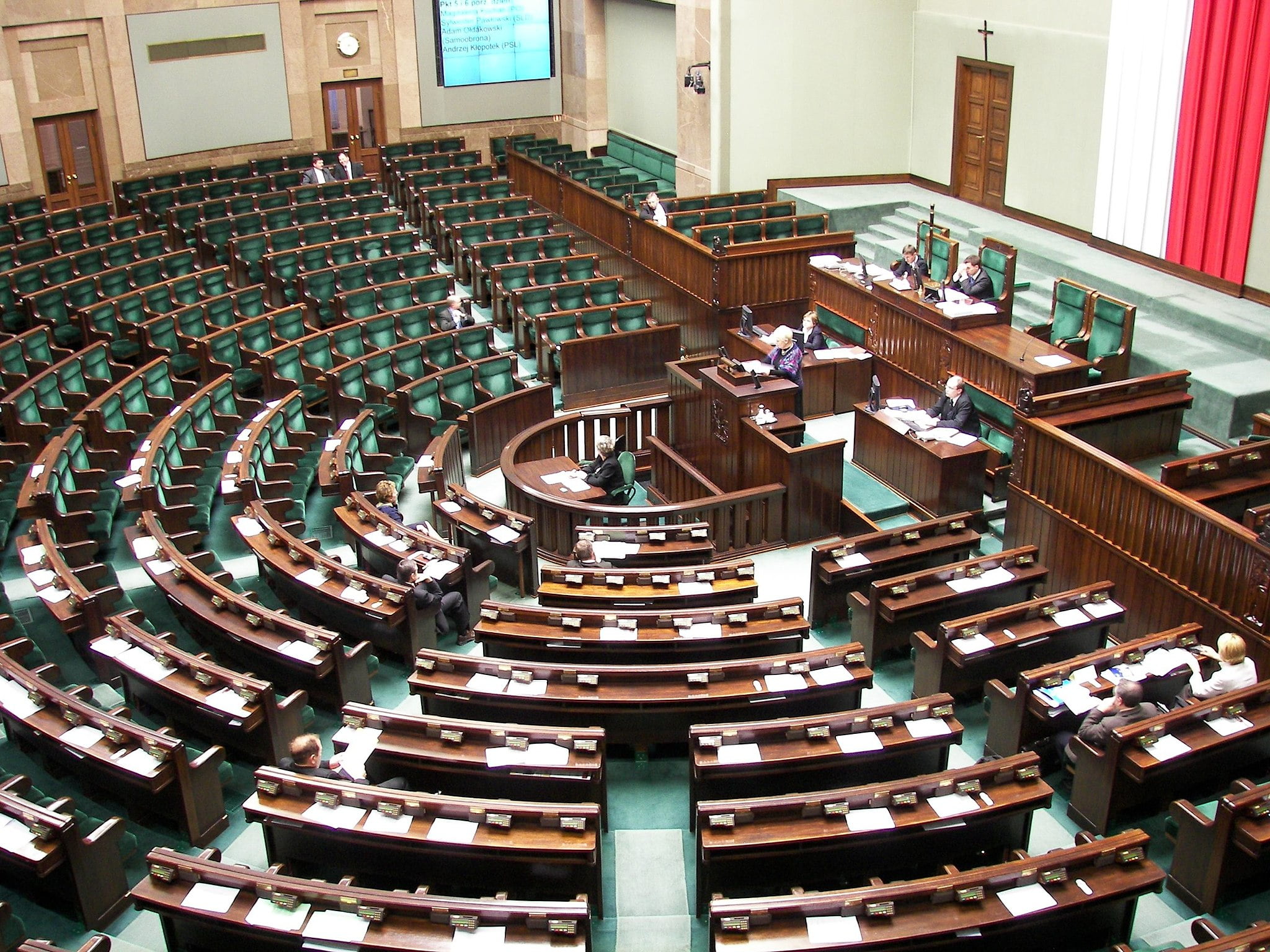 Sejm sala plenarna fot. Piotr VaGla Waglowski - Wikimedia Commons