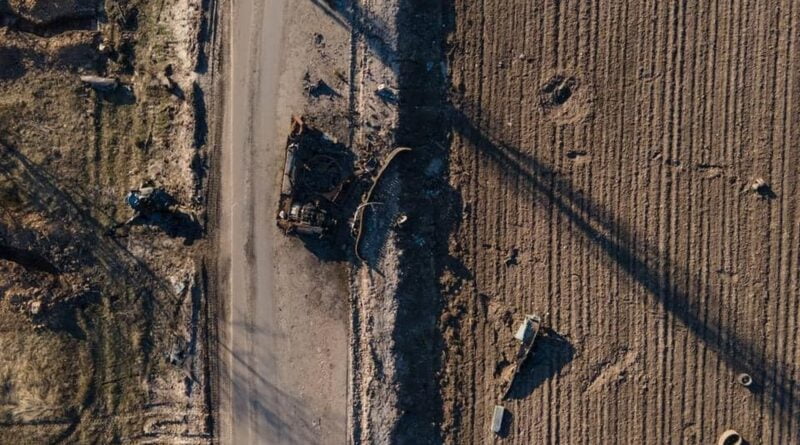 zniszczony rosyjski transporter fot. Ministerstwo Obrony Ukrainy