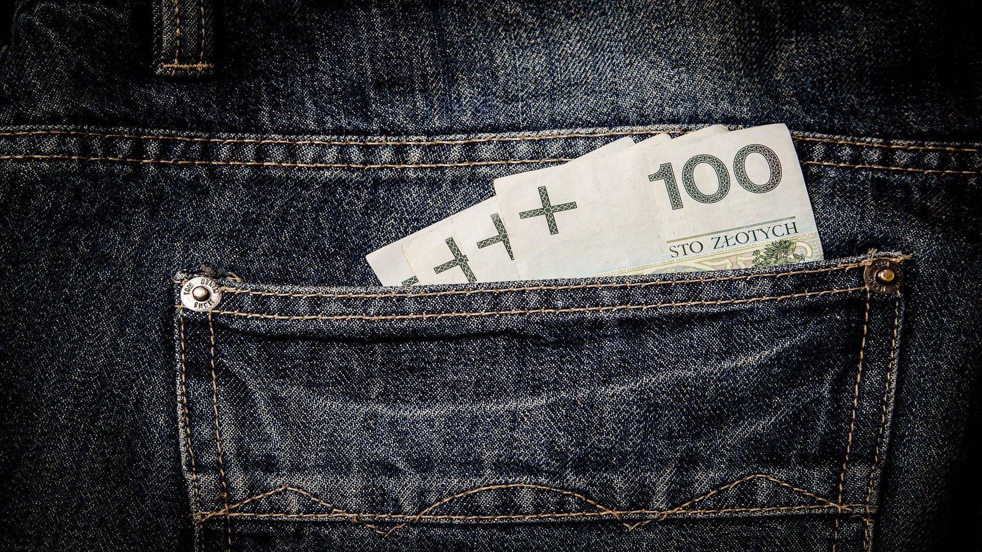 pieniądze fot. jarmoluk, pixabay